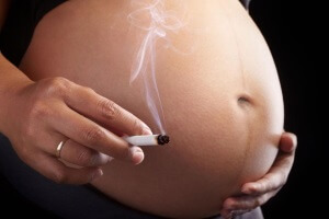 Вред курения для плода при беременности